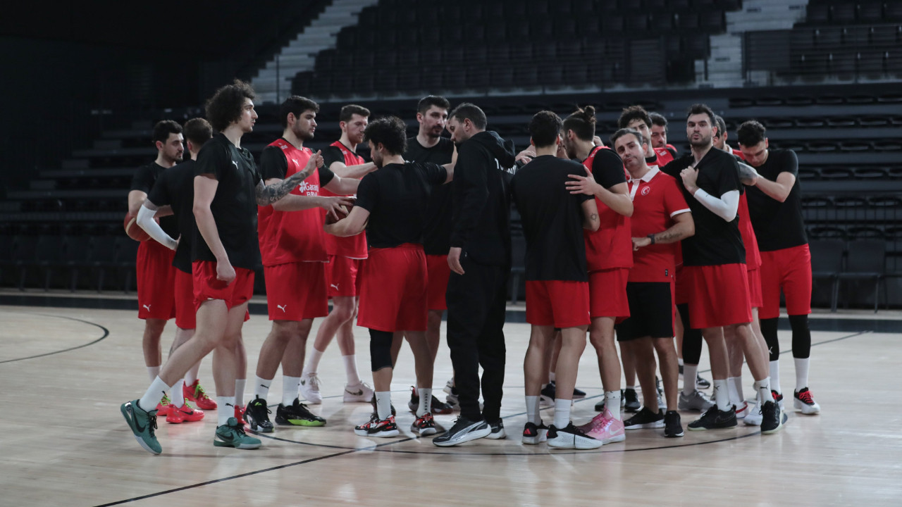 A Milli Basketbol Takımı'nda 4 isim kadrodan çıkarıldı