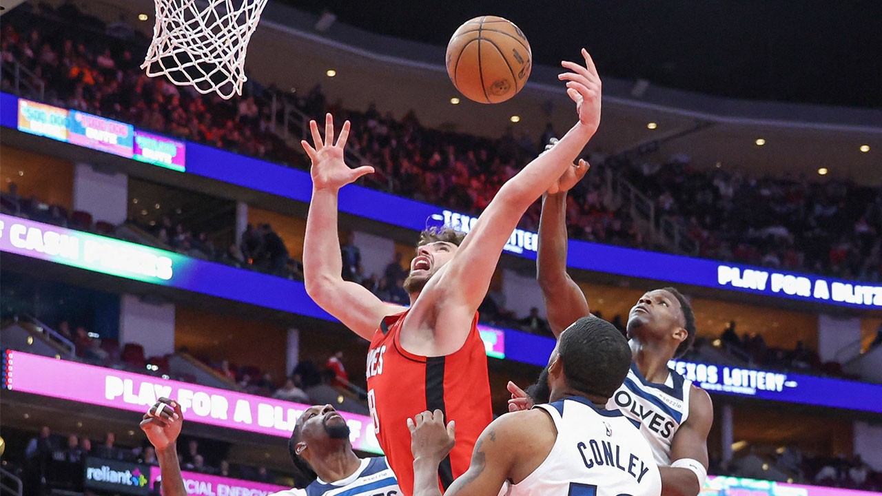 Alperen Şengün'den şiir gibi double-double! Houston Rockets, Minnesota'yı yıktı