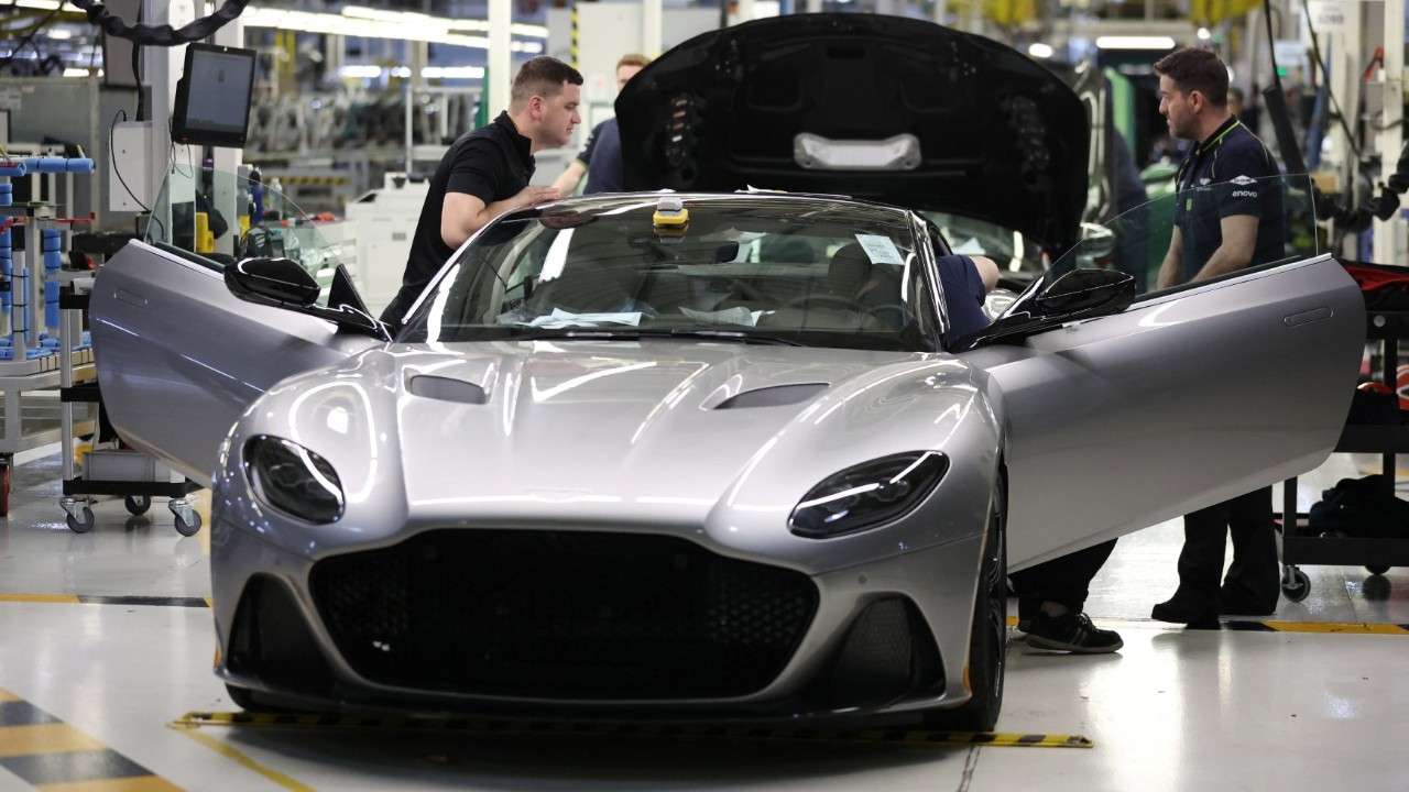 Aston Martin'de işten çıkarma kararı