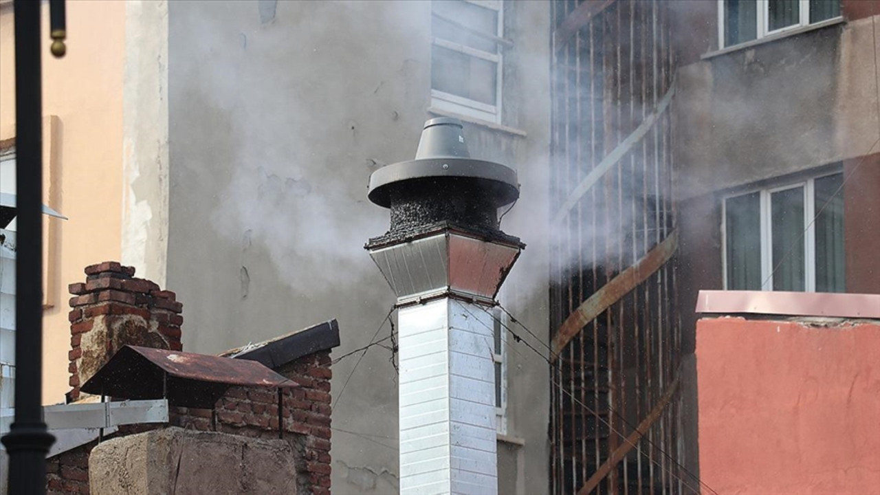 Isınmak için mangal yaktı, öldü