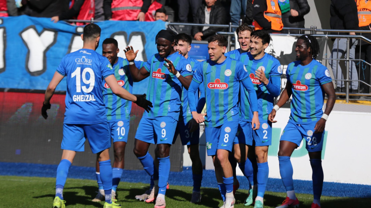 Çaykur Rizespor, Alanyaspor'u yıldızlarıyla geçti