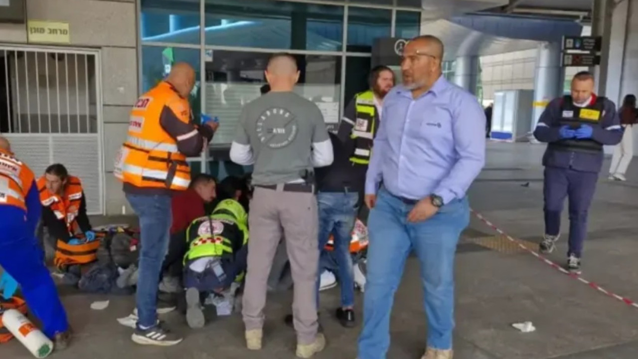 İsrail'de bıçaklı saldırı: Ölü ve yaralılar var