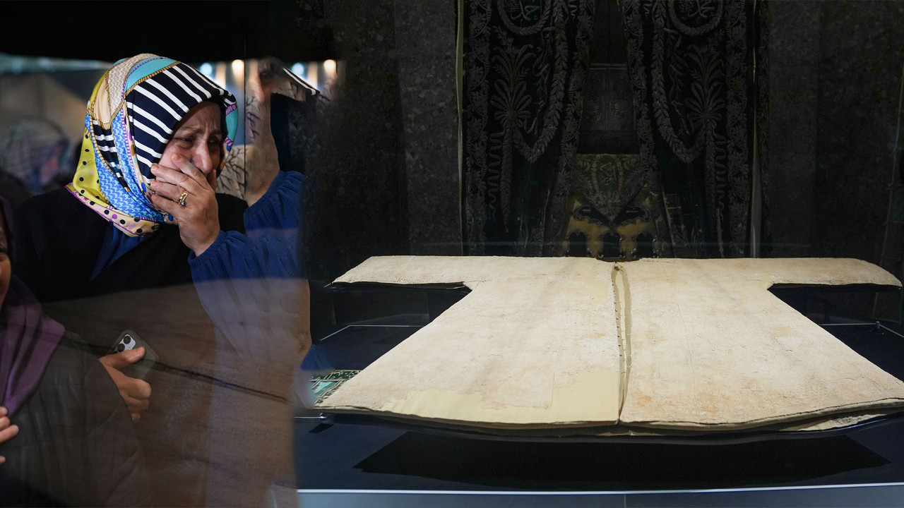 Hırka-i Şerif ziyarete açıldı