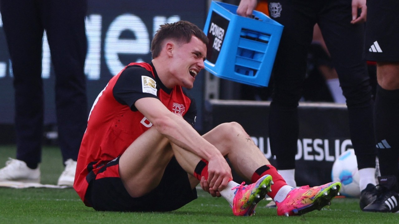 Almanya ve Bayer Leverkusen'e Florian Wirtz şoku: Bir süre forma giyemeyecek