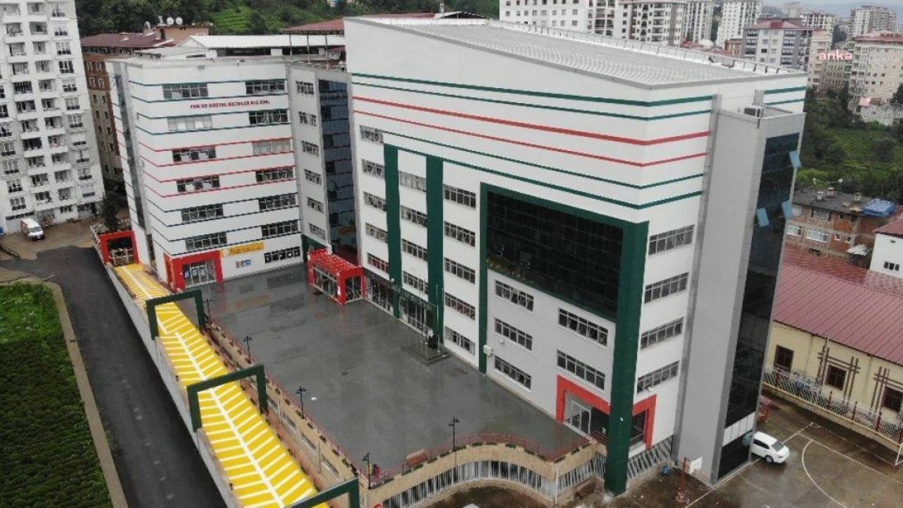 Rize'de öğretmen, öğrenciye cinsel istismardan tutuklandı