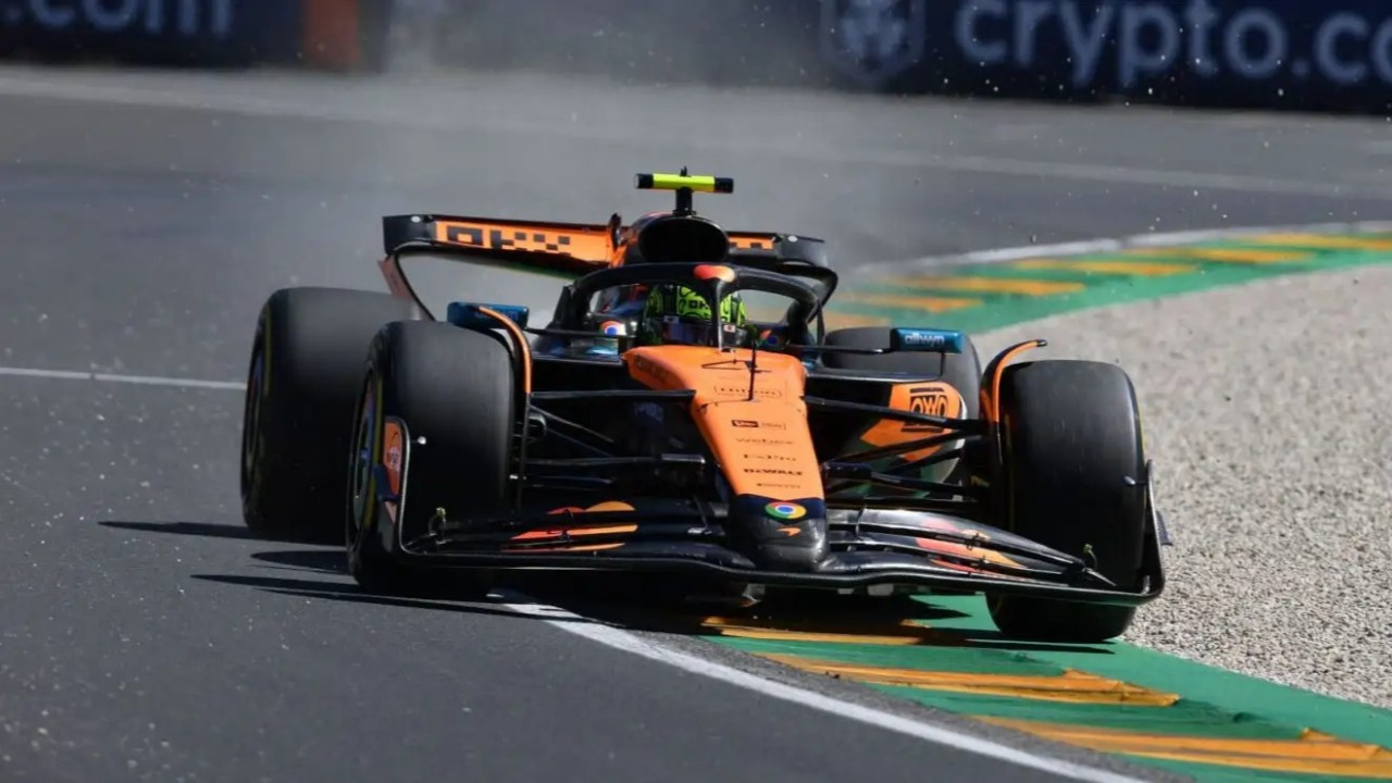 F1 Avustralya GP'de pole pozisyonu Lando Norris'in