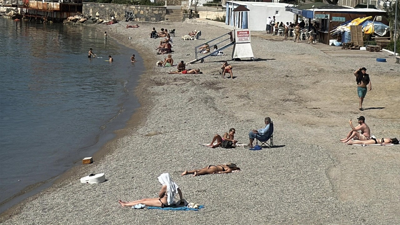 Güneş çıktı, Bodrum sahilleri doldu