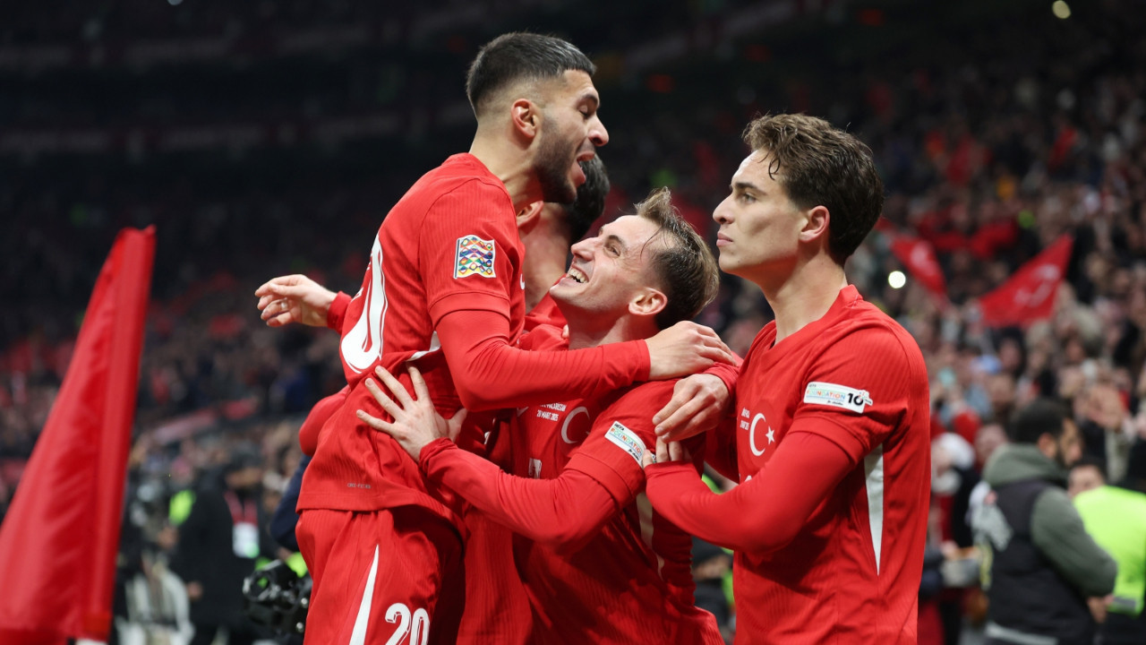 Milli Takım Macaristan karşısında ilk raundu aldı: Kerem ve Oğuz şov yaptı