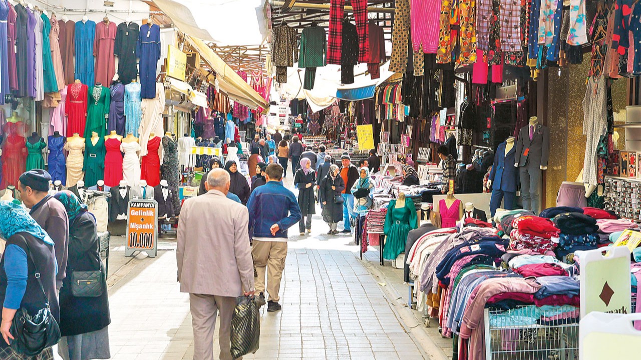 Çarşı, pazar ramazanda boş kaldı