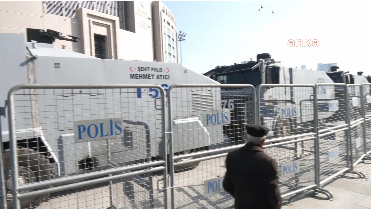 Emniyetten 'çıplak arama' iddiasına suç duyurusu