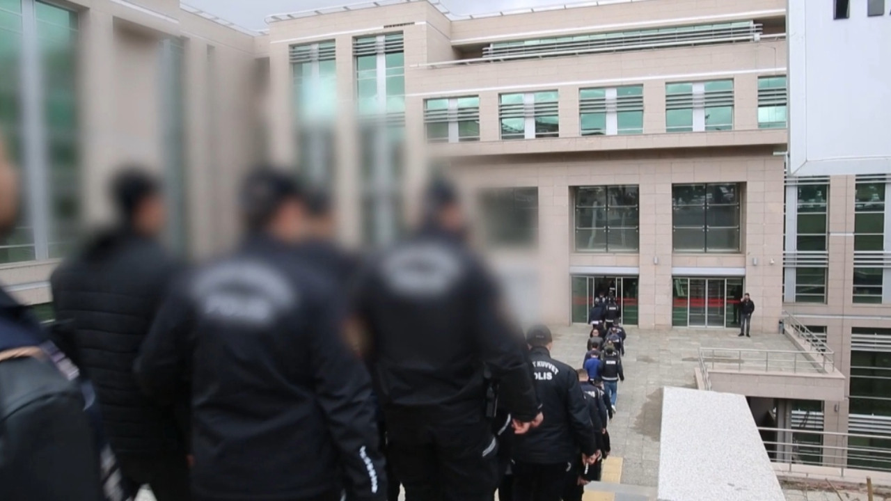 300 milyonluk vurgun yapılmış: Büyücülere operasyon