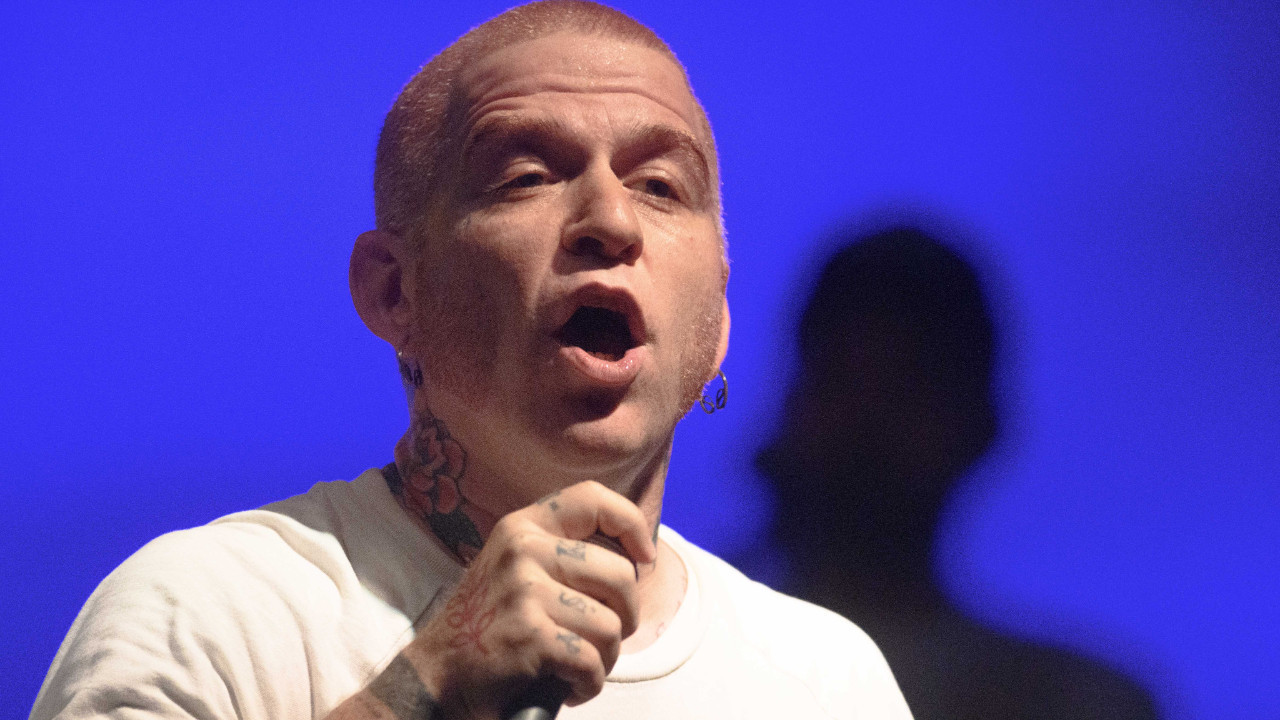 Athena Gökhan'dan adalet çağrısı: "Bu zor dönemin adaletin güneşiyle aydınlanması umuduyla..."