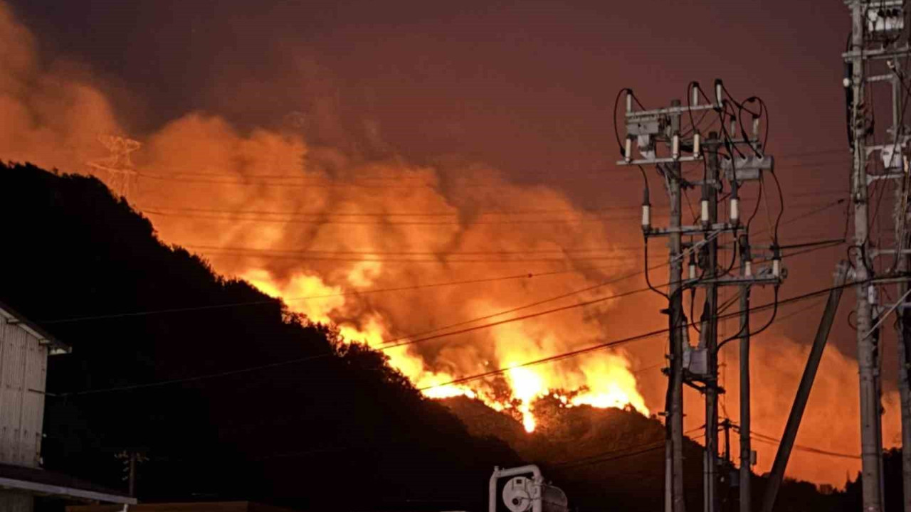 2 eyalet alevlere teslim oldu