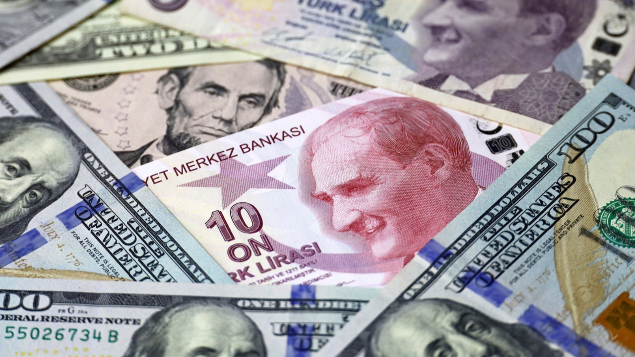 S&P: Türkiye'de siyasi belirsizlik kur riski yaratıyor