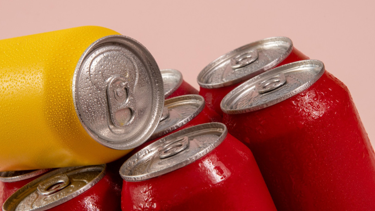 Binlerce kutu kola geri çağrıldı: 'Yabancı madde' alarmı