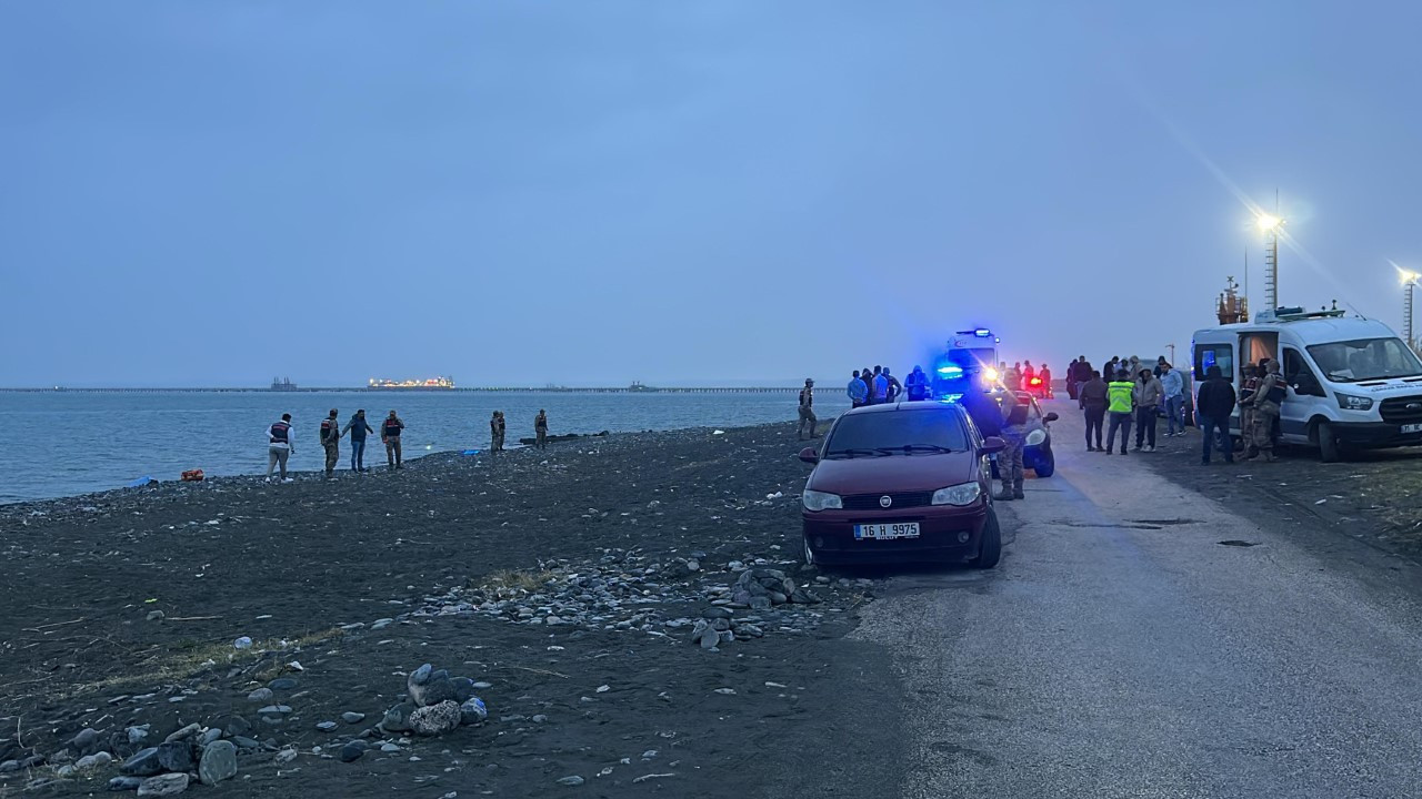 Tartıştığı kadını vurup intihar etti