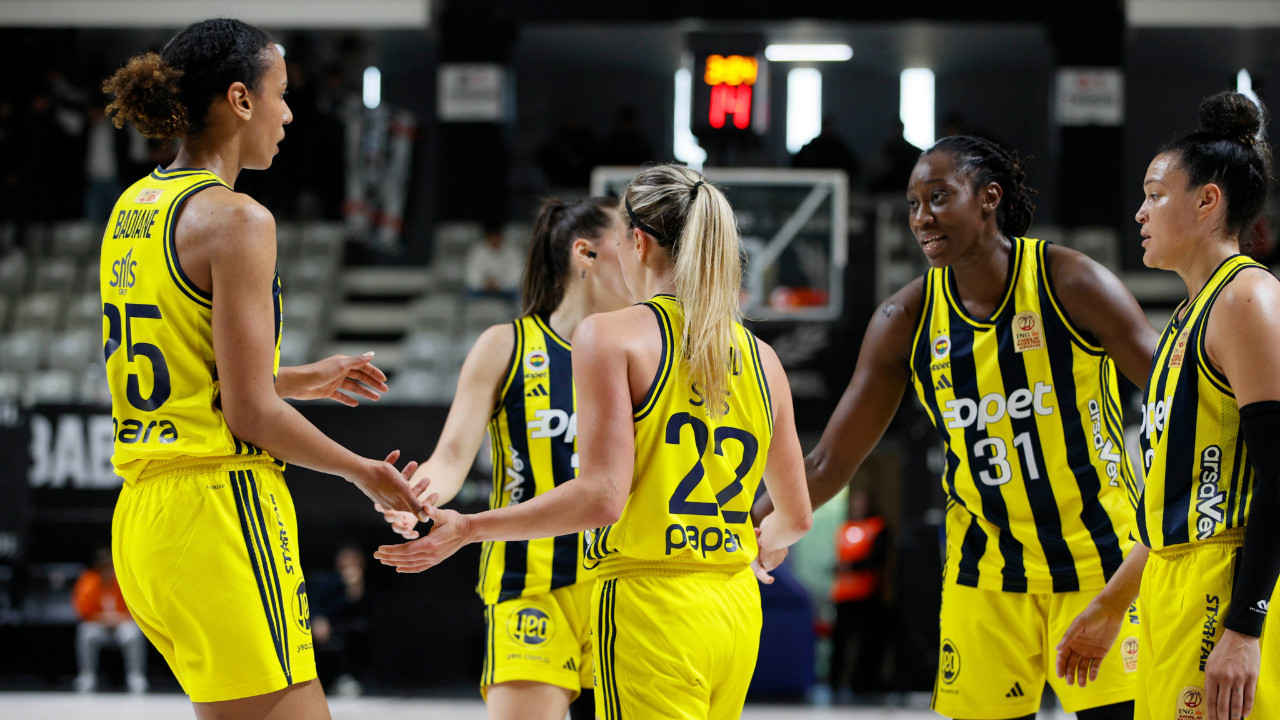 Fenerbahçe Beşiktaş'a şans vermedi, finale yükseldi