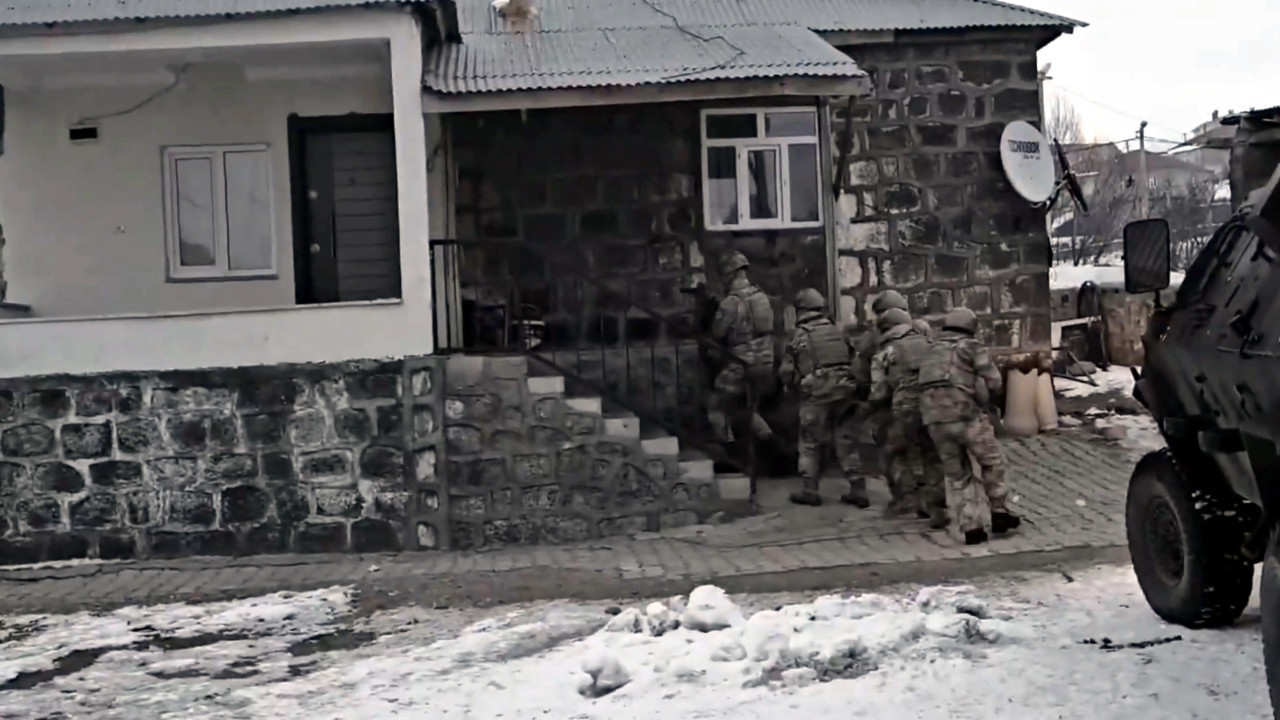 27 ilde FETÖ operasyonu: 48 tutuklama