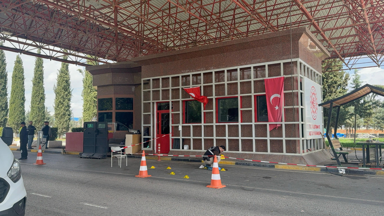 Gaziantep Havalimanı'nda silah sesleri: 1'i polis 2 yaralı