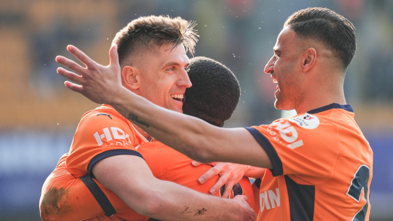 Piatek tarihe geçti: Başakşehir, Konyaspor'u devirdi