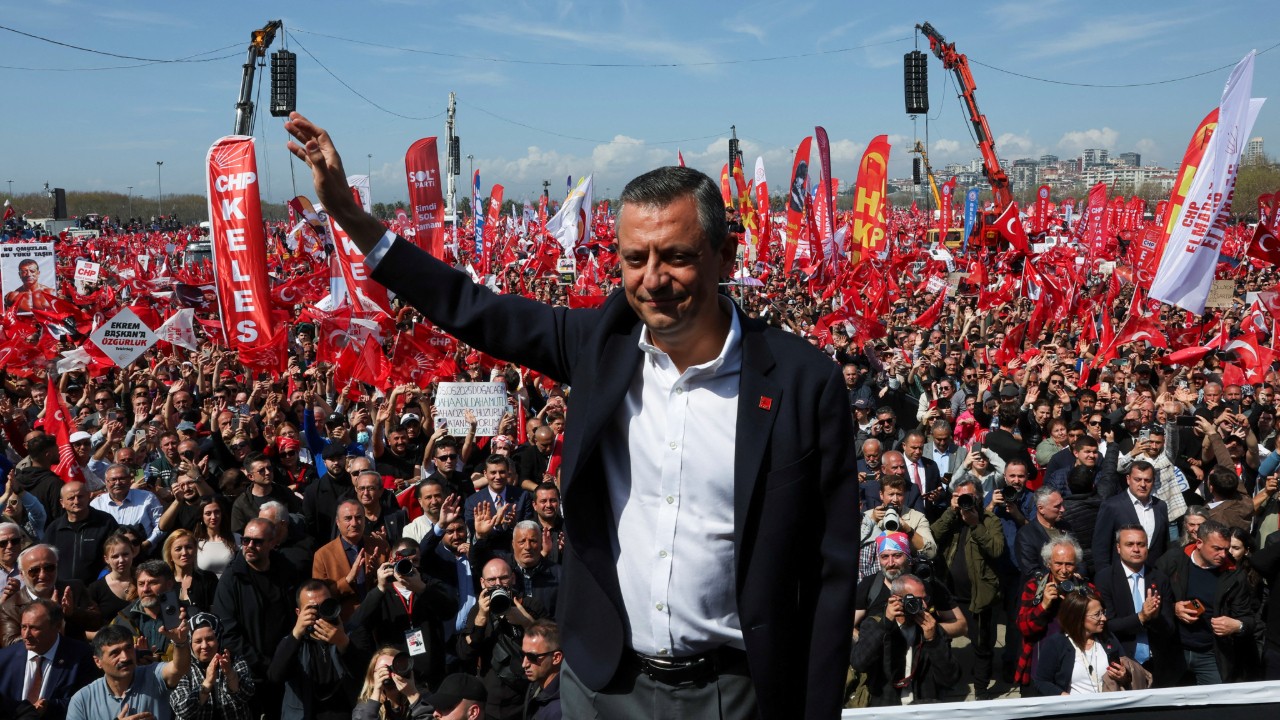 CHP'de yol haritası netleşti: Haftada bir değil iki miting yapılacak, ofis kurulacak