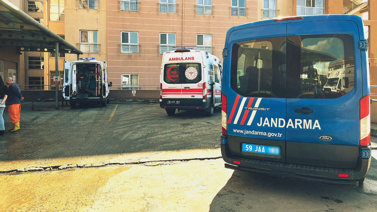 Tadilat yaparken çatıdan düşen işçi hayatını kaybetti