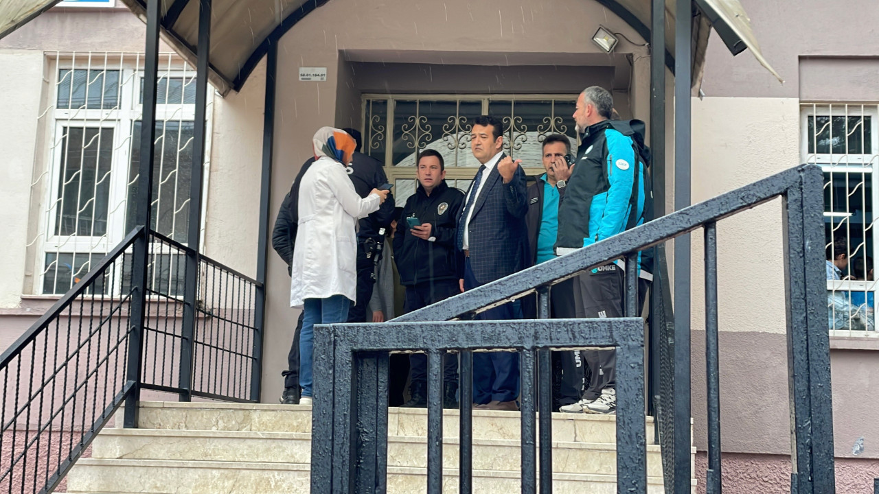 Okuldaki etkinlik sonrası öğrenciler hastaneye kaldırıldı