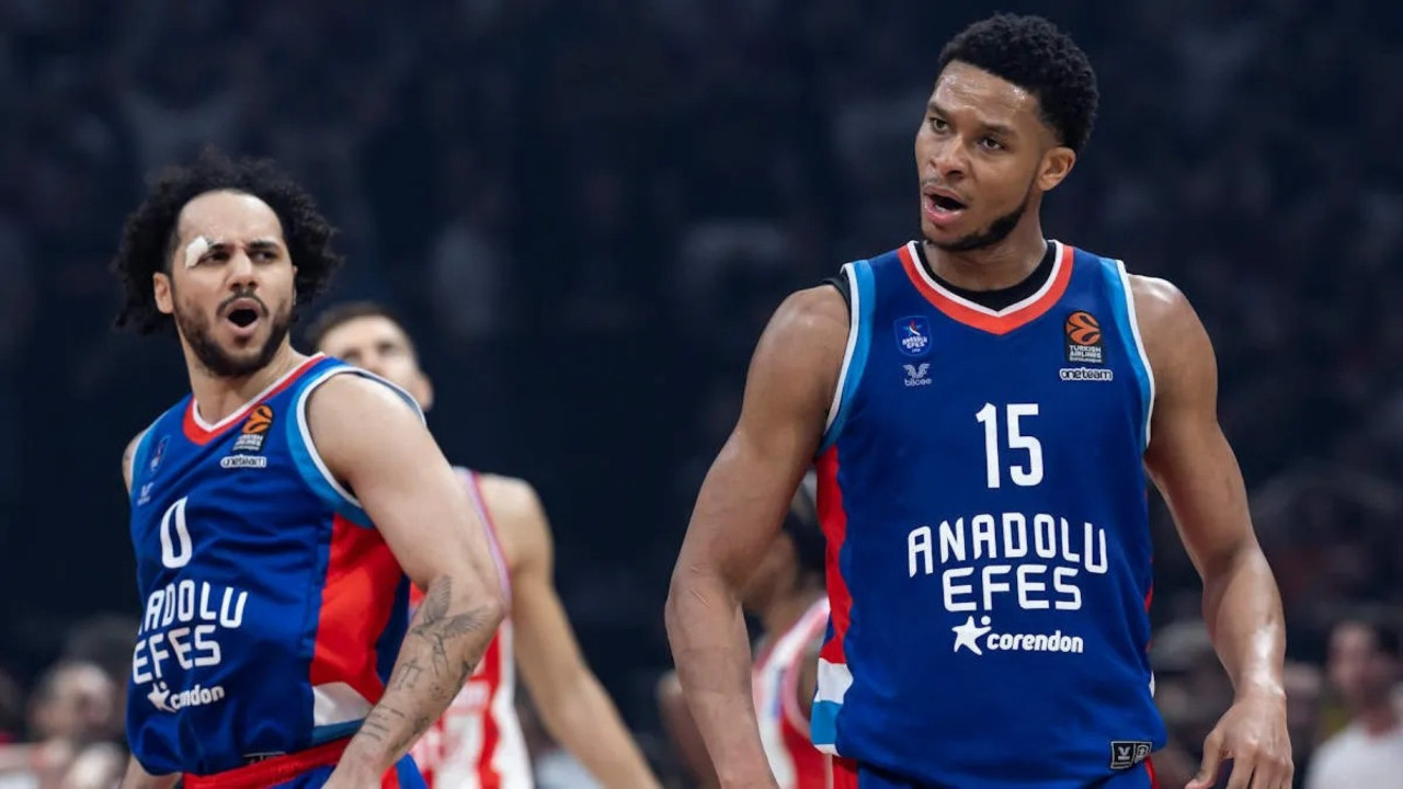 Anadolu Efes - Beşiktaş Fibabanka maçı ertelendi
