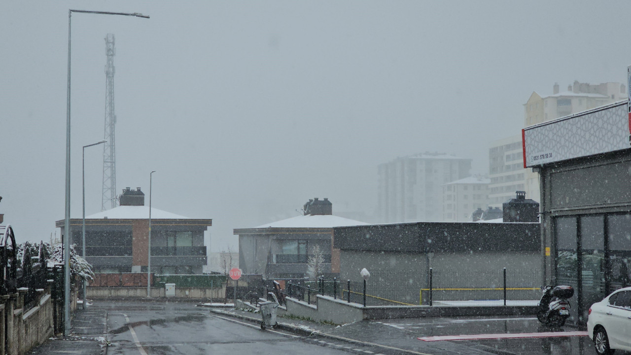 Kayseri'ye nisan karı