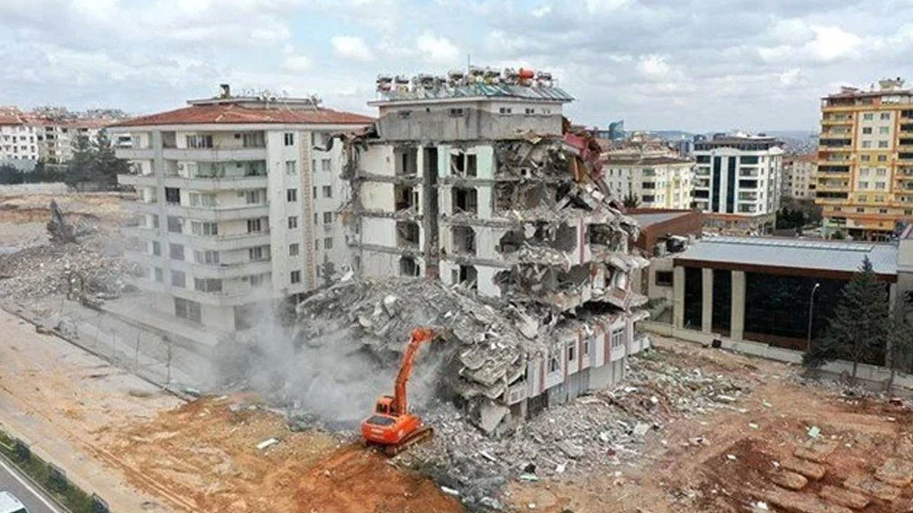 25 kişiye mezar olmuştu: 18 yıl 3'er ay hapis cezası