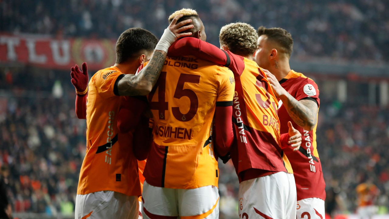 Osimhen durdurulamıyor: Ligde 21, toplamda 29 oldu