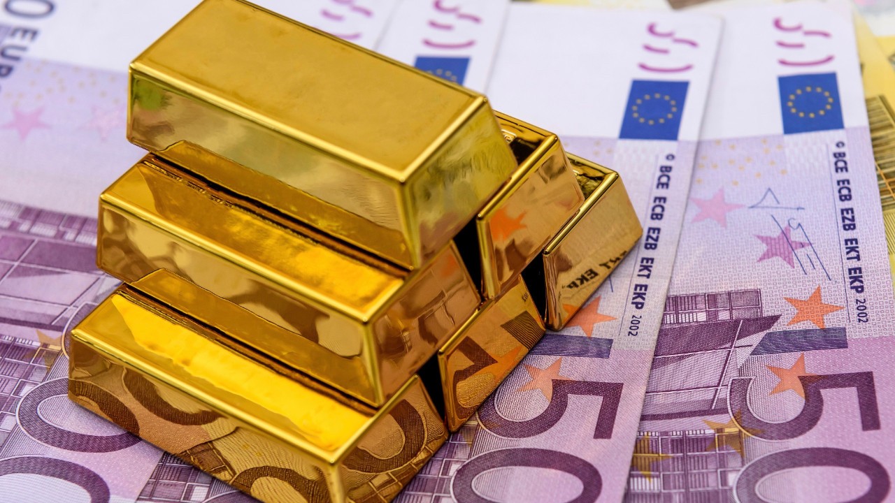 Altın Euro'yu geçti, ikinci sıraya yerleşti