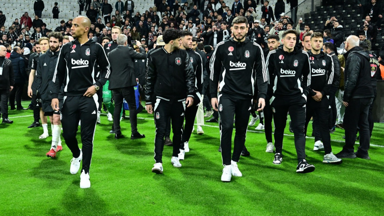 İnönü'de futbolculara şok tepki: Soyunma odasından çıkardılar