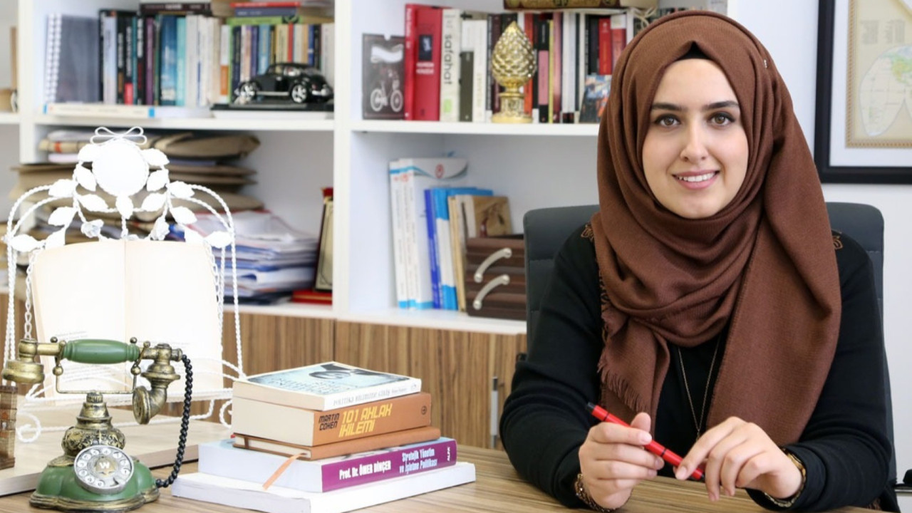 Aileyi ayıran kaza... Genç doçent kurtarılamadı