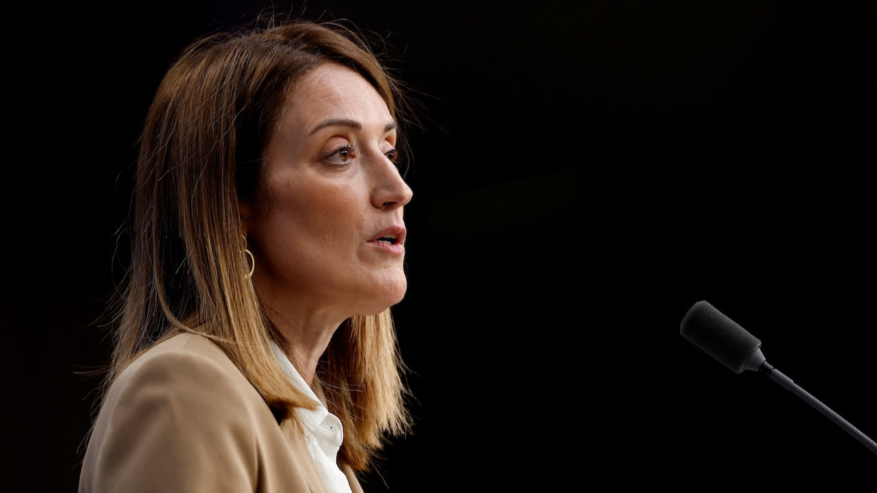 Avrupa'nın tepesini sarsan iddia: İntihal yapmış