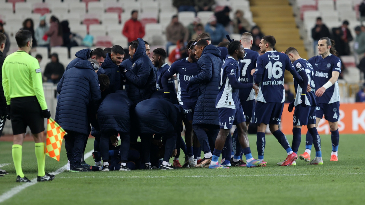 Fenerbahçe Sivas'a acımadı, Talisca ve Tadic şov yaptı