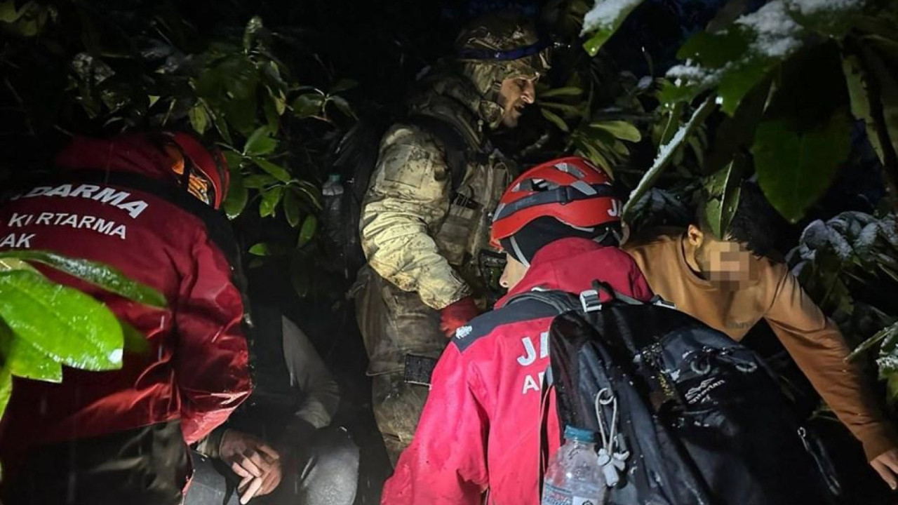 Jandarma önce kurtardı, sonra gözaltına aldı