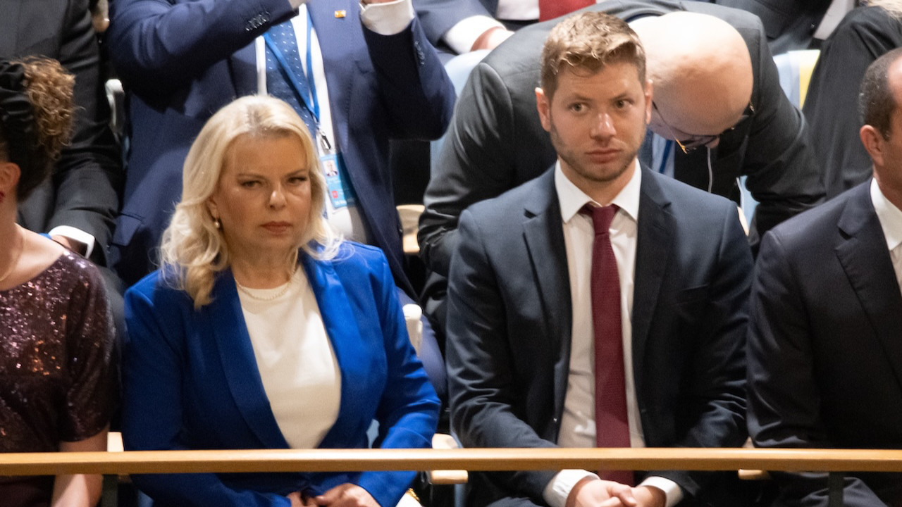 Netanyahu'nun oğlundan Fransız lidere hakaret