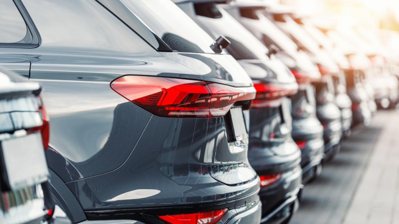 Otomotivde üretim ve satışlar azaldı