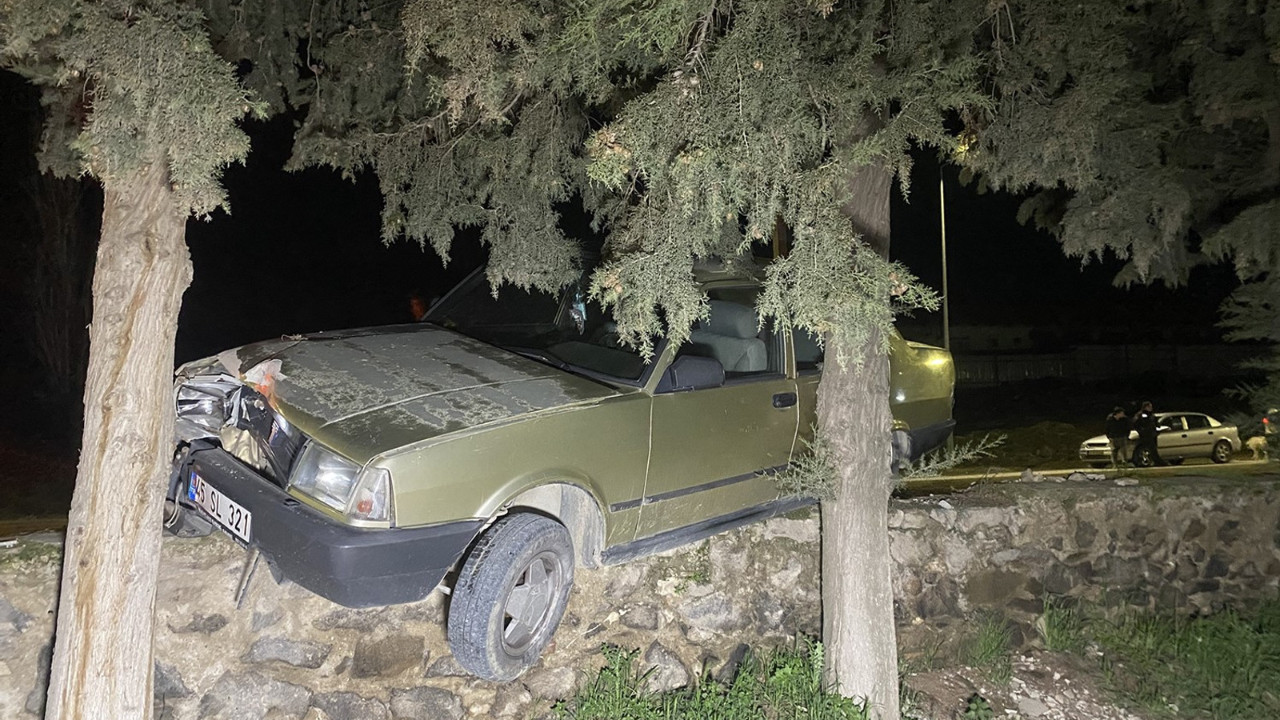 Direksiyon başında kalp krizi geçirip kaza yaptı