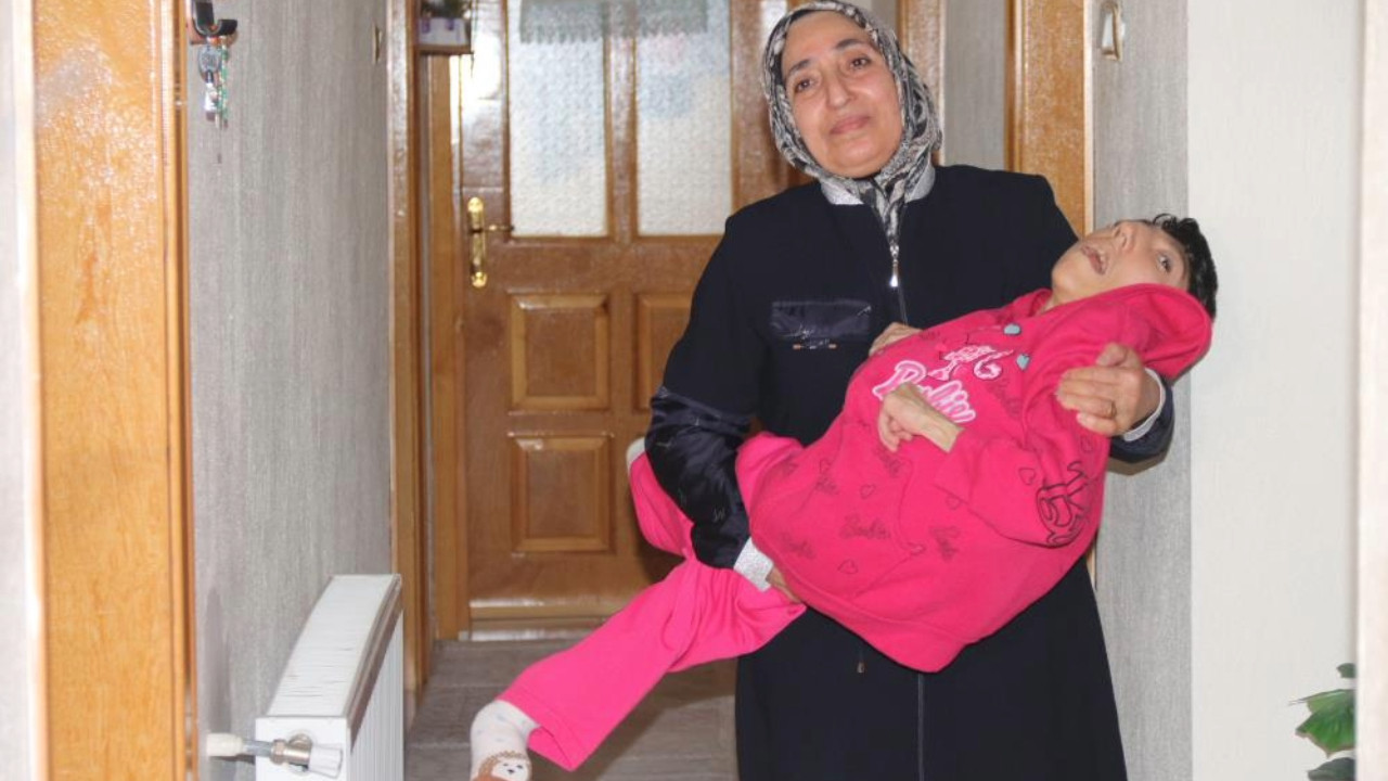 Eşi 'Ne haliniz varsa görün' deyip terk etti: '33 yıldır tek başıma bakıyorum'