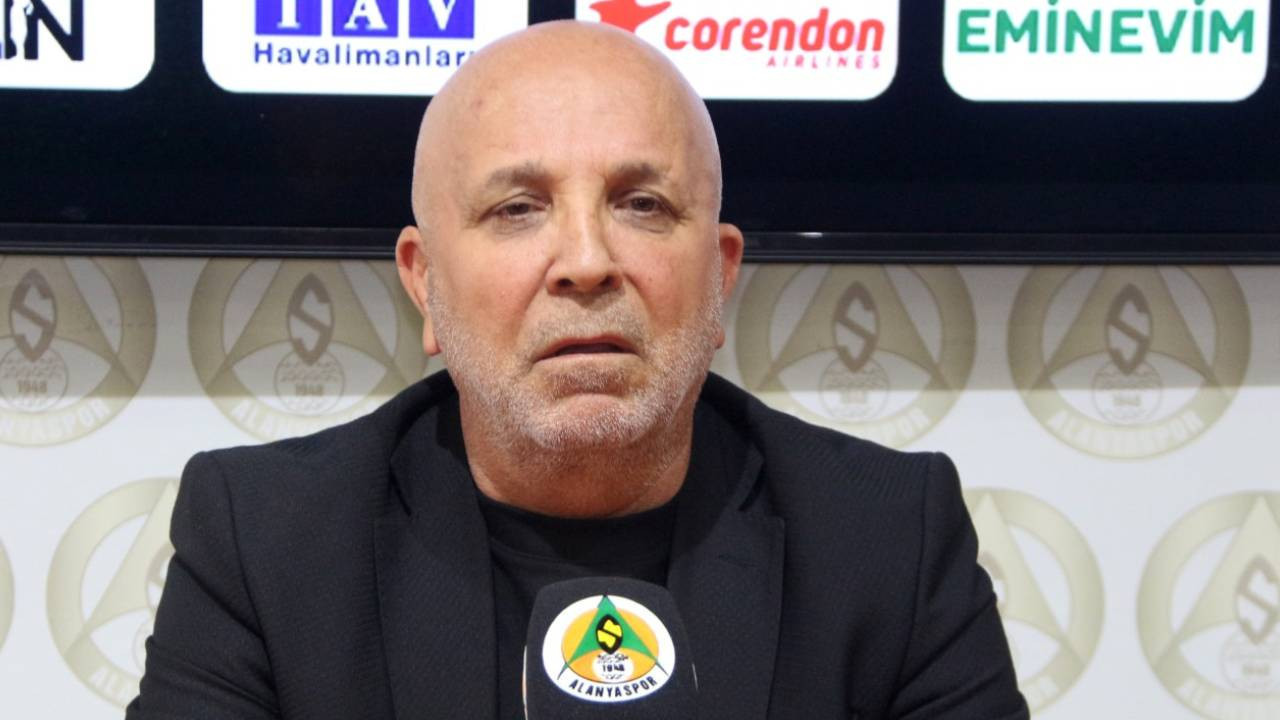 Hasan Çavuşoğlu garanti verdi: Alanyaspor'u zor gününde bırakmayız