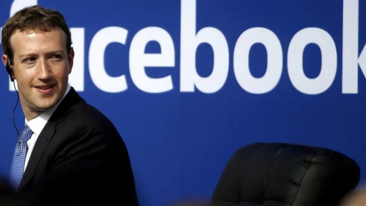 Zuckerberg'in çılgın 'Facebook'u ayağa kaldırma' planı: Hepsini silelim