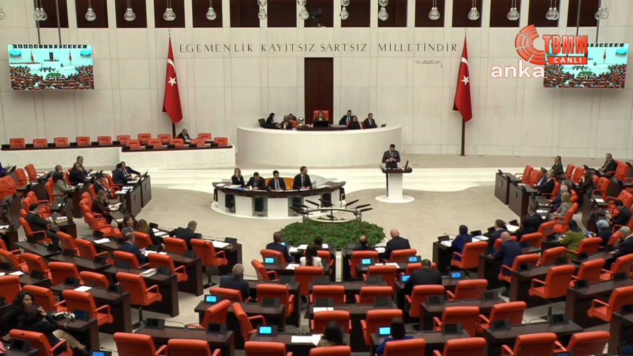 Öğrencilere bir öğün ücretsiz yemek verilmesine ilişkin teklif AKP-MHP'nin oylarıyla reddedildi