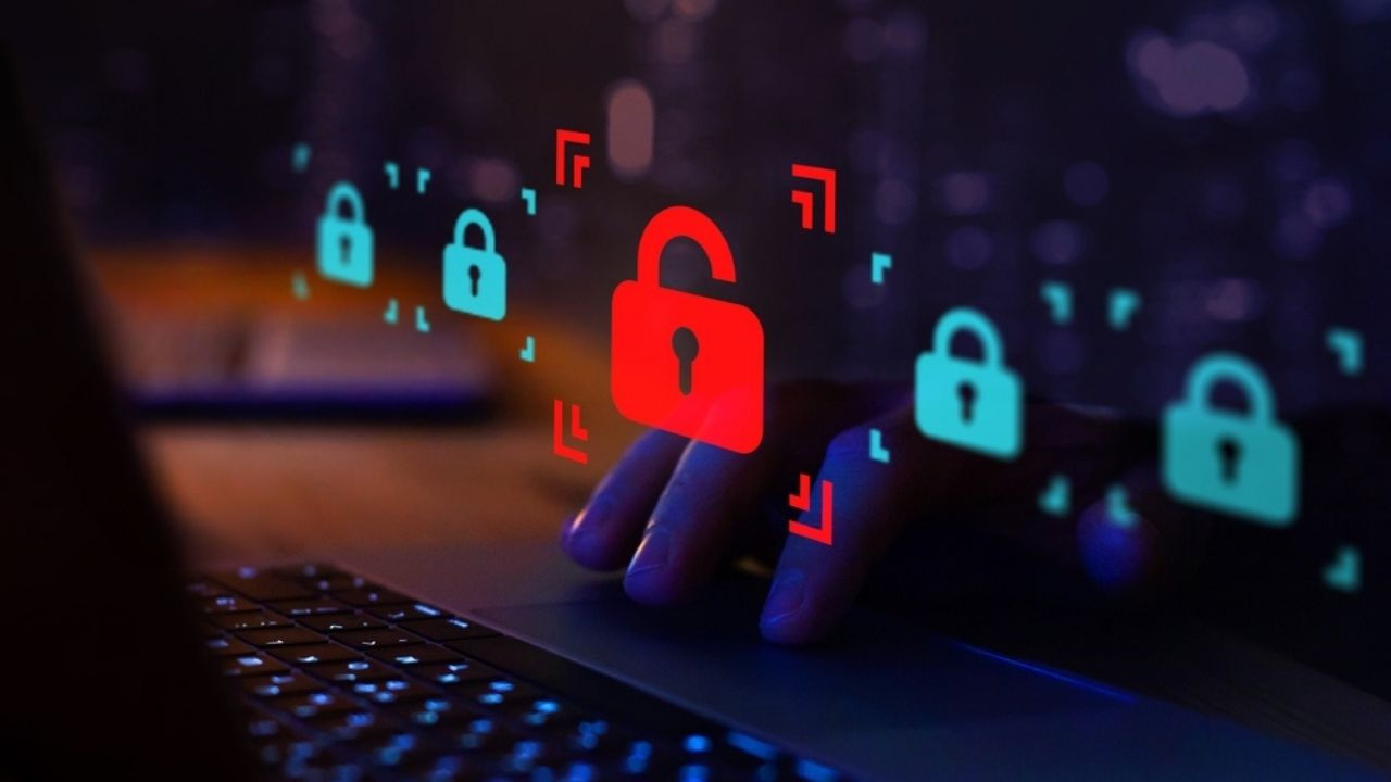 Apple'a siber saldırı: Kullanıcıları uyardı