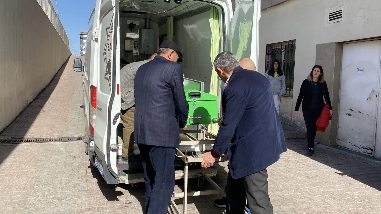 Çoban köpeklerinin saldırısında öldü