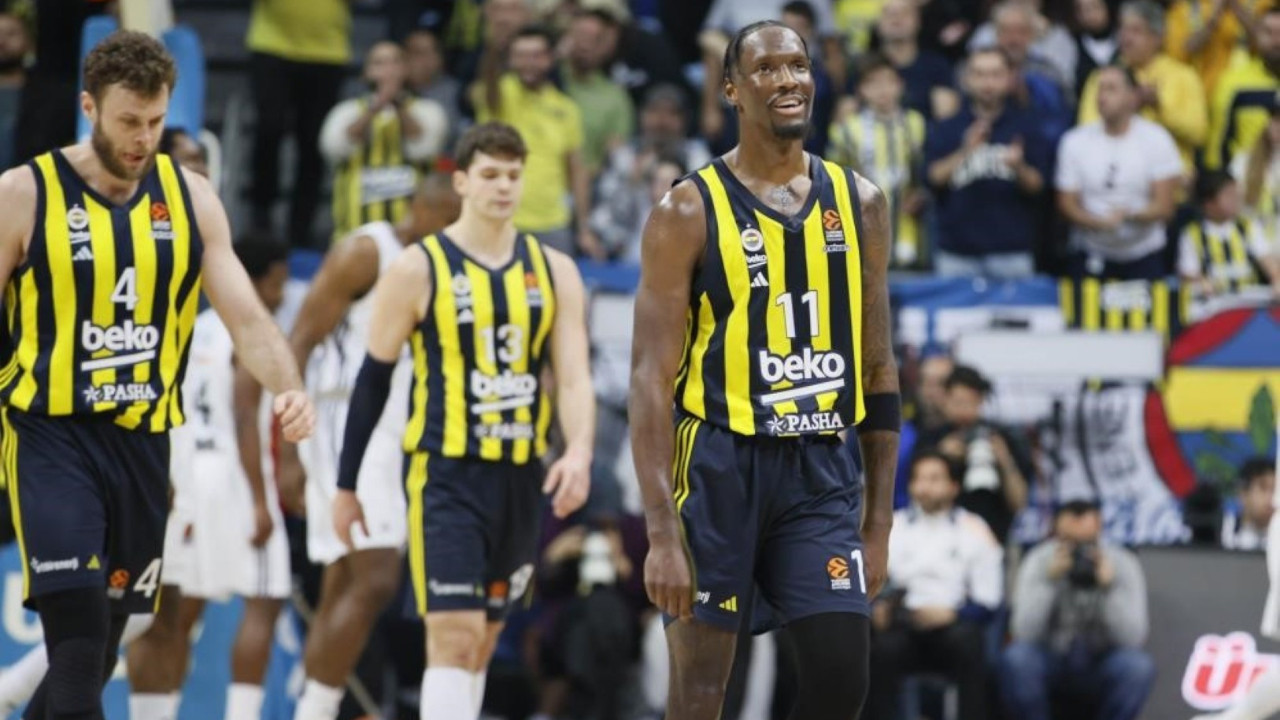 Fenerbahçeli Nigel Hayes-Davis normal sezonun en iyi 5'inde