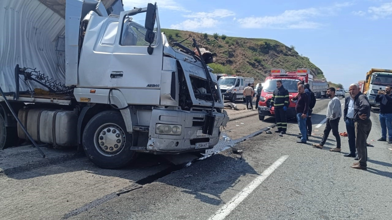 TIR'ların kazasında can pazarı