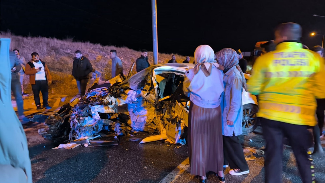 Korkunç kaza: Baba ve iki kızı öldü