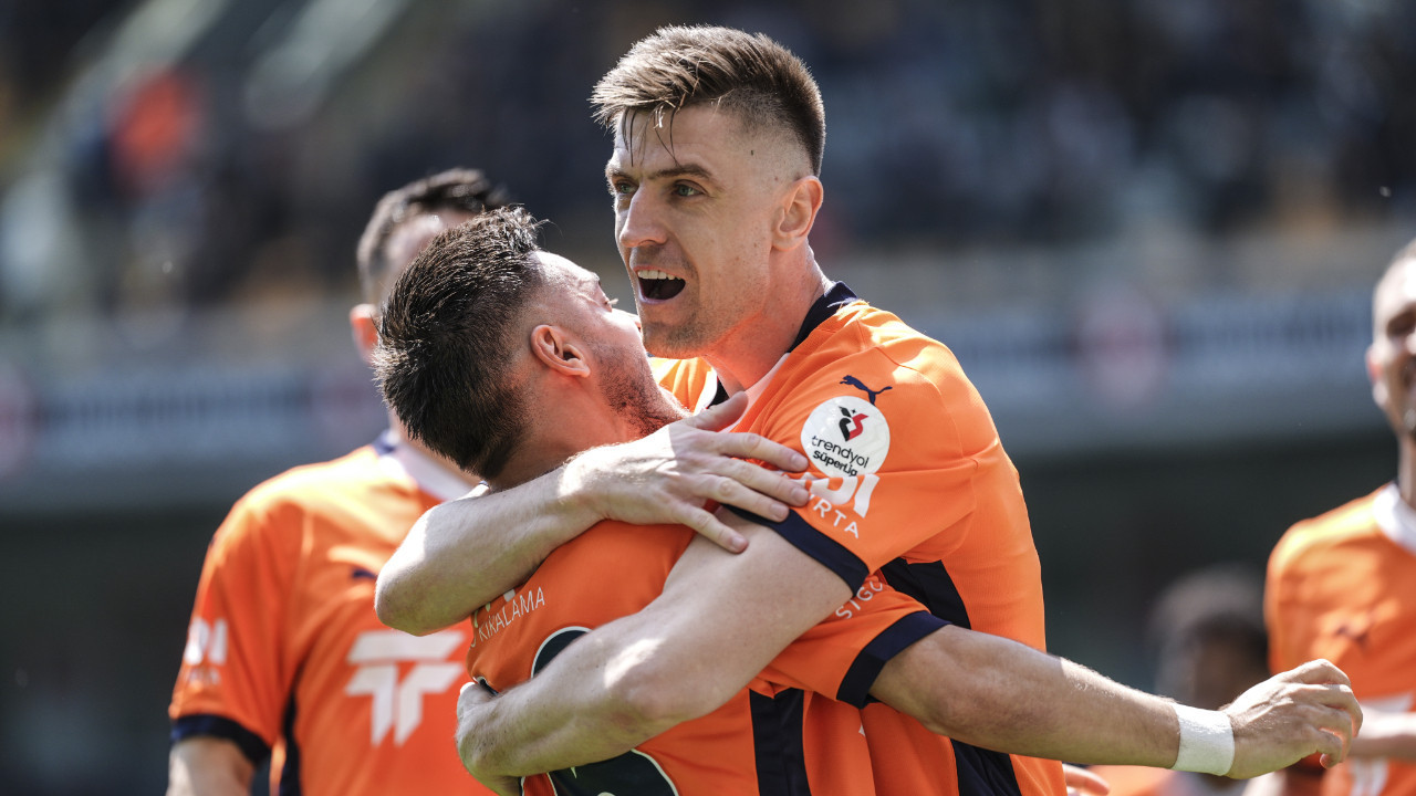 Gaziantep maçında kırmızı görmüştü: Piatek'in cezası düştü